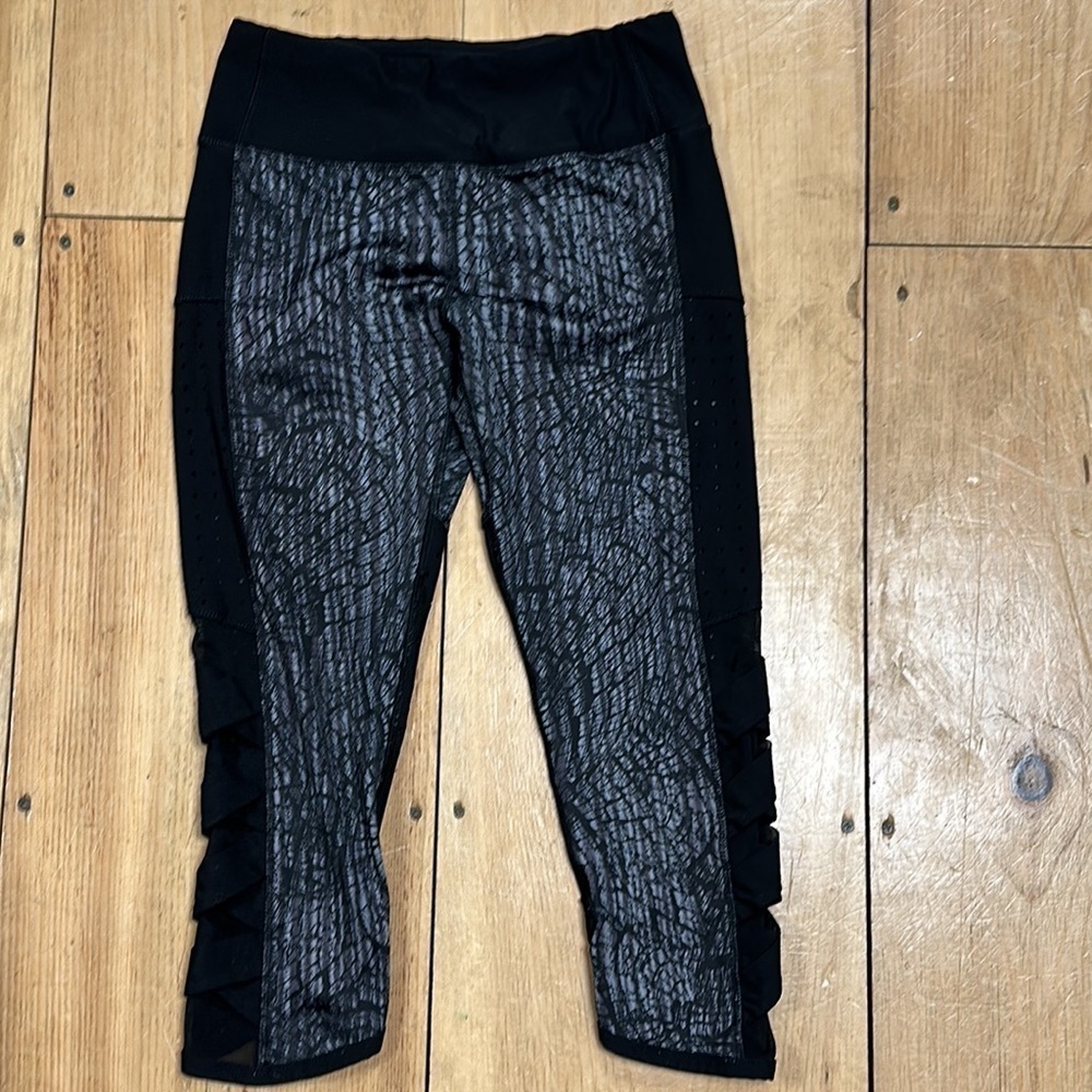 RBX capri active workout yoga bottoms/legging black/ gray  with Sheer Windows SP